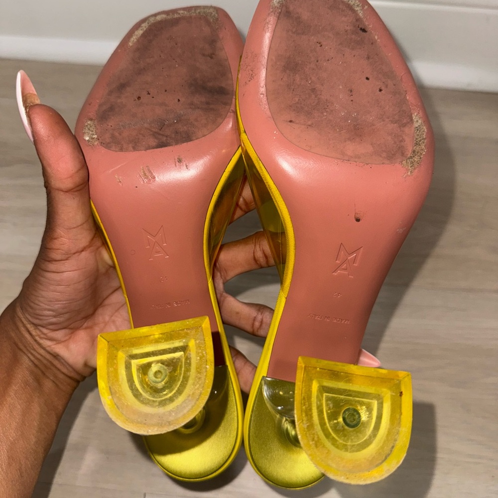 Amina Muaddi Lupita Mules - Picture 4 of 4